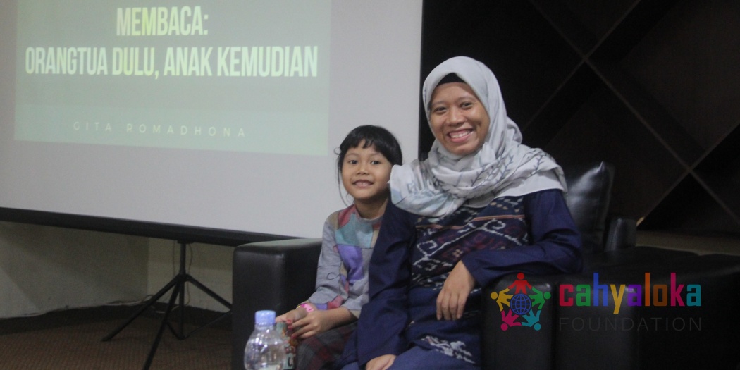 Literasi Parenting-Gita Romadhona